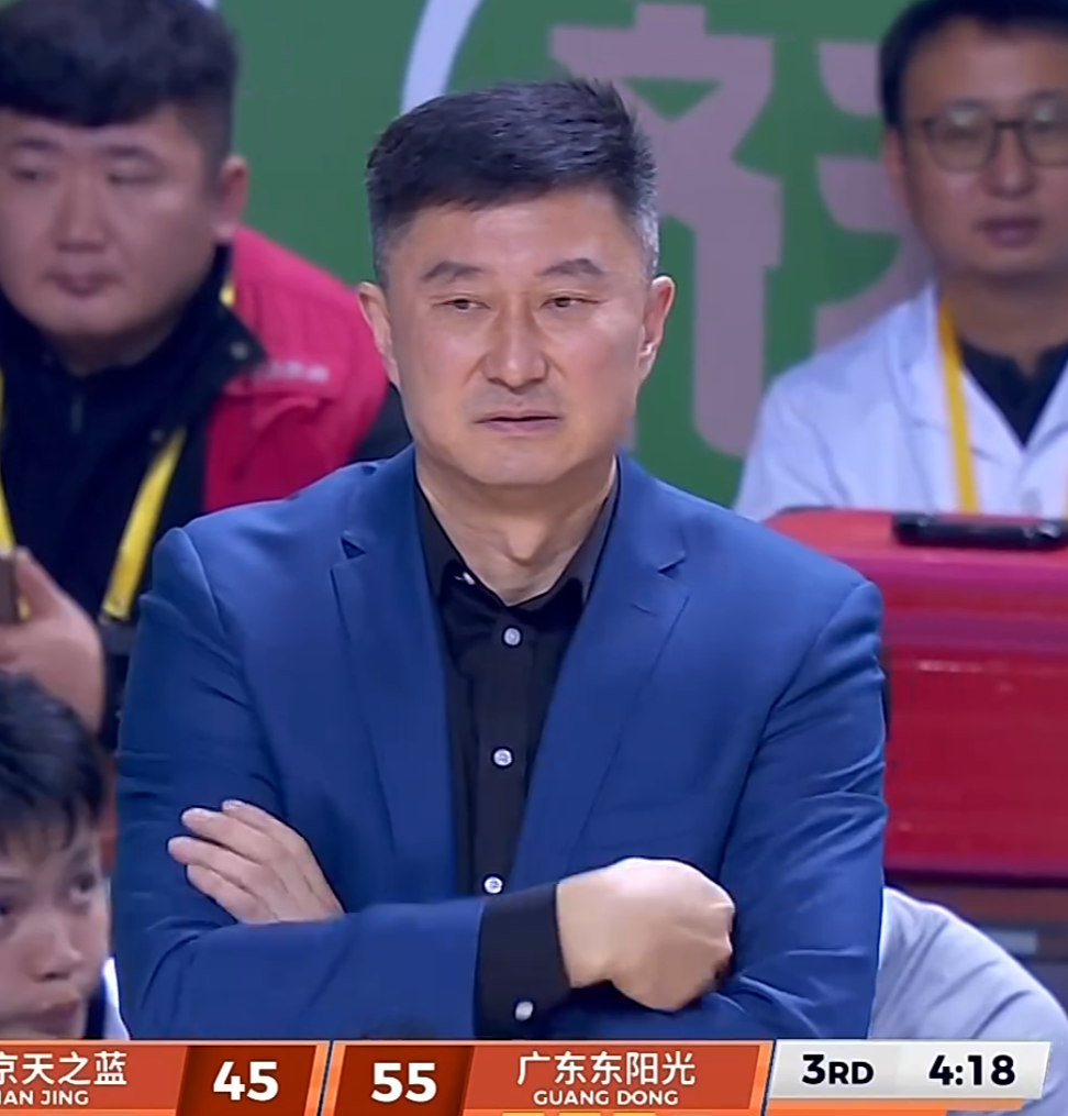 立博体育登录入口-广东全力复仇福建！徐杰王者归来，新大外迎首秀，杜锋要认真了